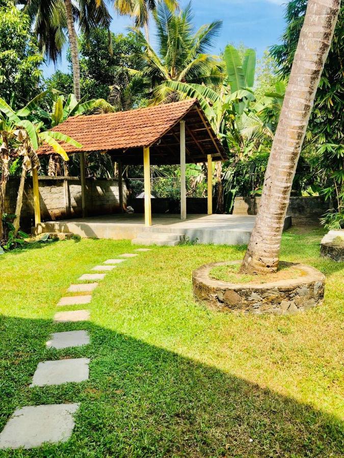 Talalla Village Beach Resort Exterior foto